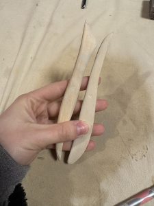 szpatułki drewniane do gliny