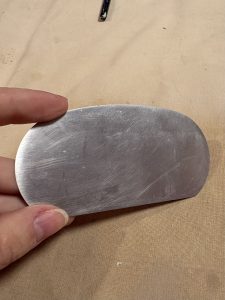 metalowa cyklina gładka